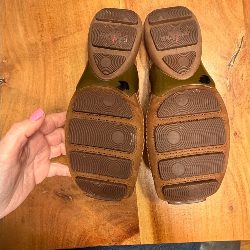 PRIVO by CLARKS Brown Leather Sport Mules - Picture 8 of 12